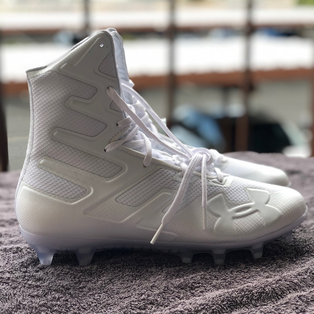 UA Highlight MC Mens Football Cleats Size 9